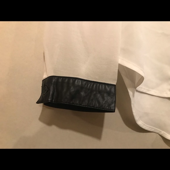 Forever 21 - Picture 4 of 4